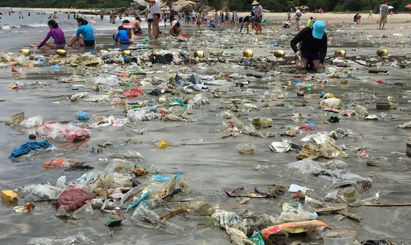 Lixo nas praias de Hong Kong