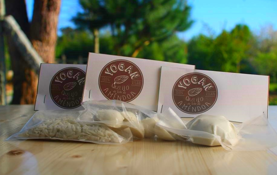 Yogan, a marca portuguesa de queijos vegans de amêndoa
