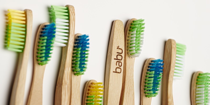 Escovas de dentes Babu