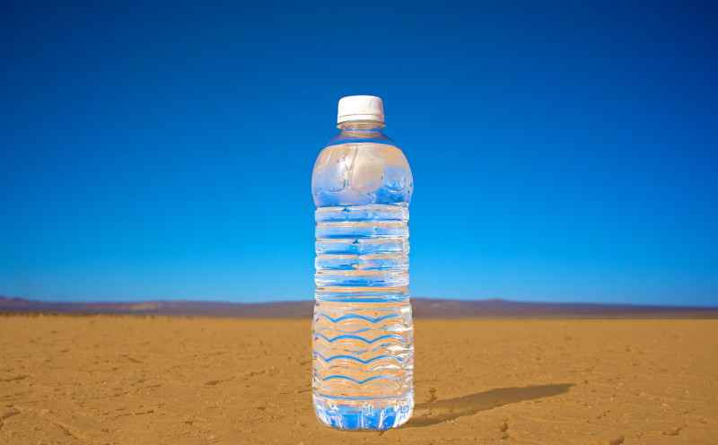 Aeroporto de São Francisco proíbe venda de garrafas de água de plástico
